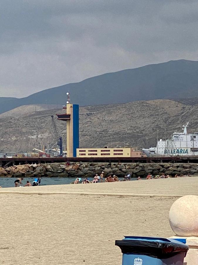 La Casa De Chula Appartamento Almería Esterno foto